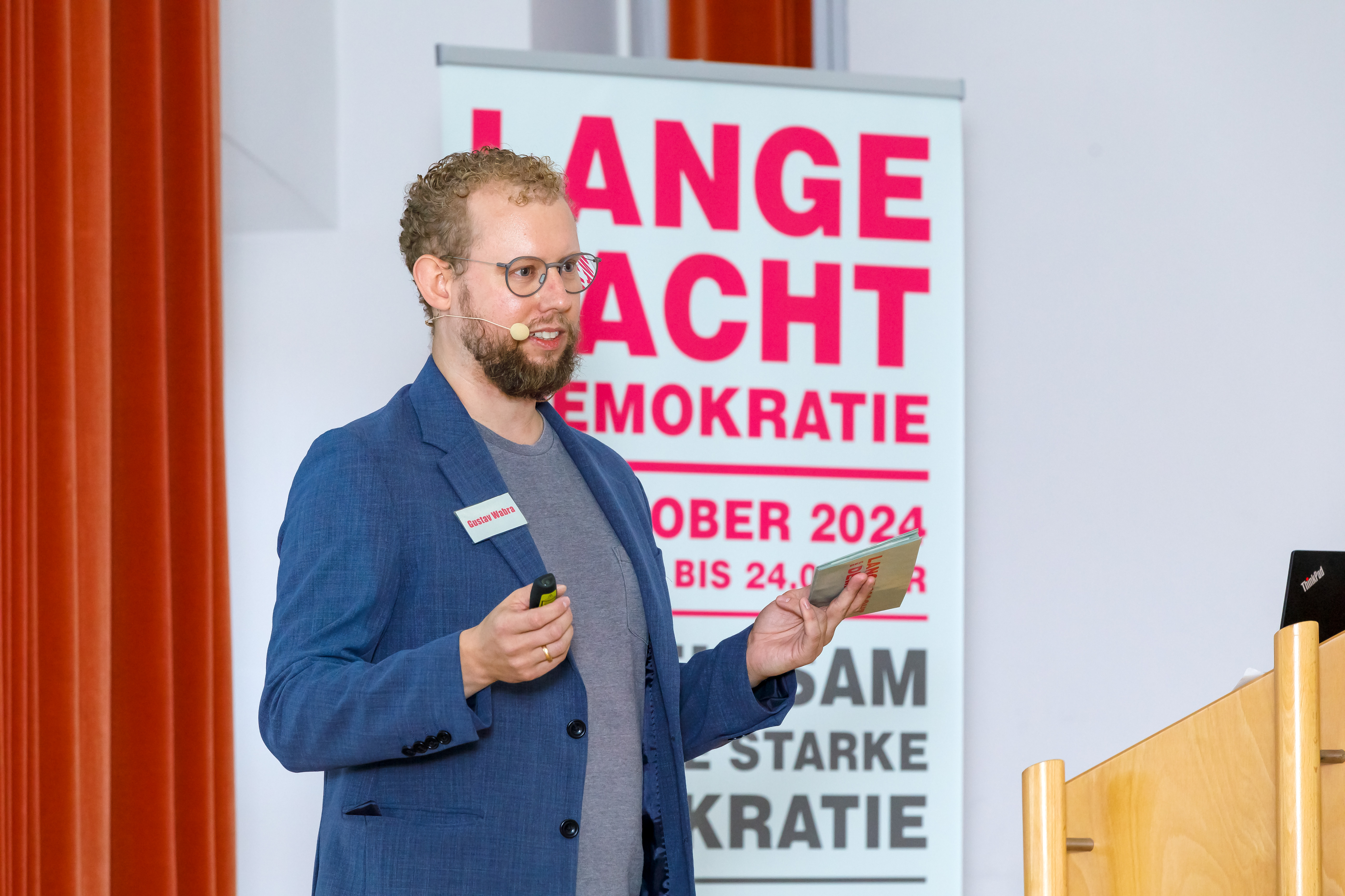 g872-337674.jpg